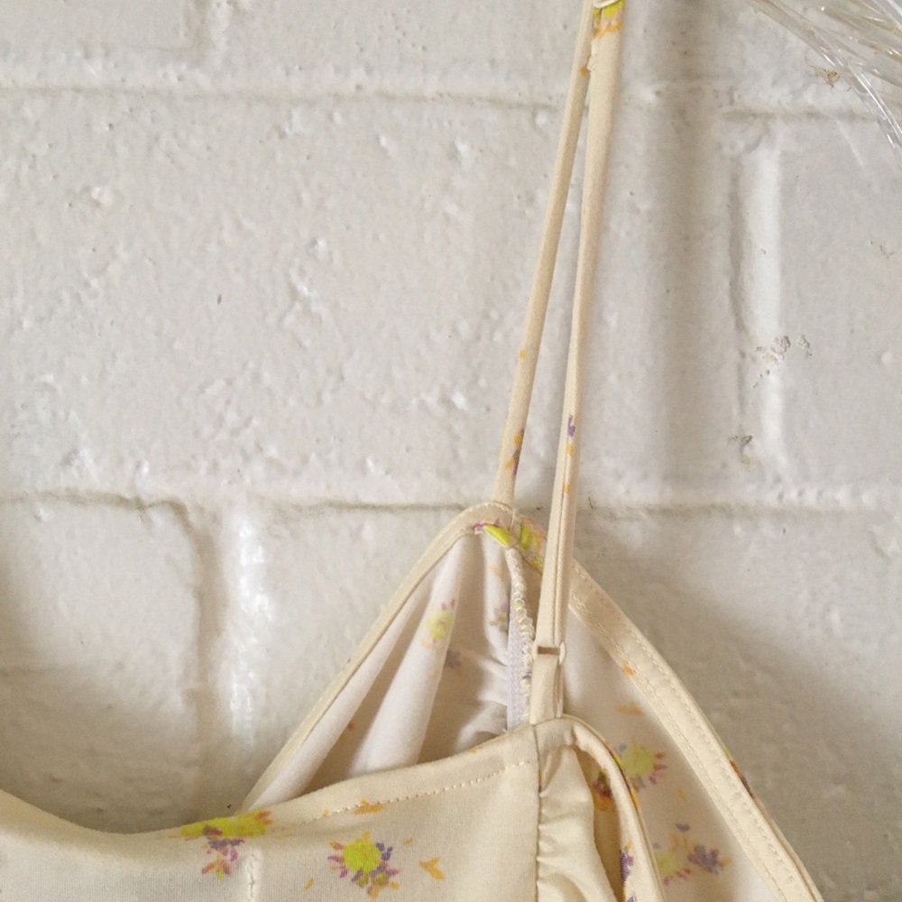 Urban Outfitters Pale Yellow Floral Cream Dress - Picture 13 of 15